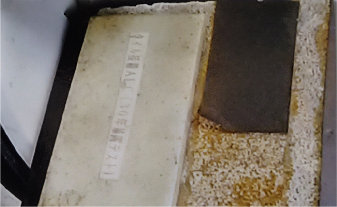 着色接着材・透明がカラーグラスに3