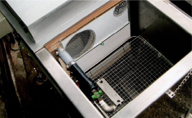 気中・水中・兼用解凍機兼冷凍機2