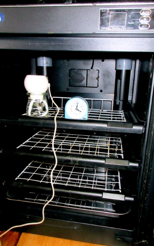 段差解凍棚、自動回転解凍棚棚