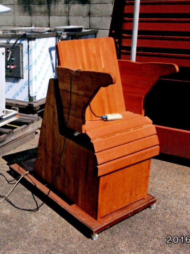 椅子座から立脚援助・逆行3