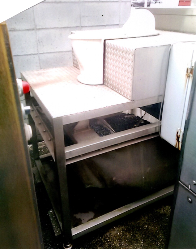 糞尿排水処理装置、多用途撹拌機他2