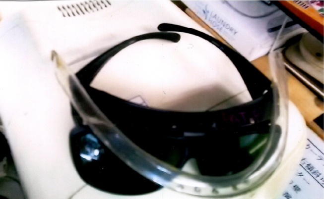 顔面エアーカーテンサングラス